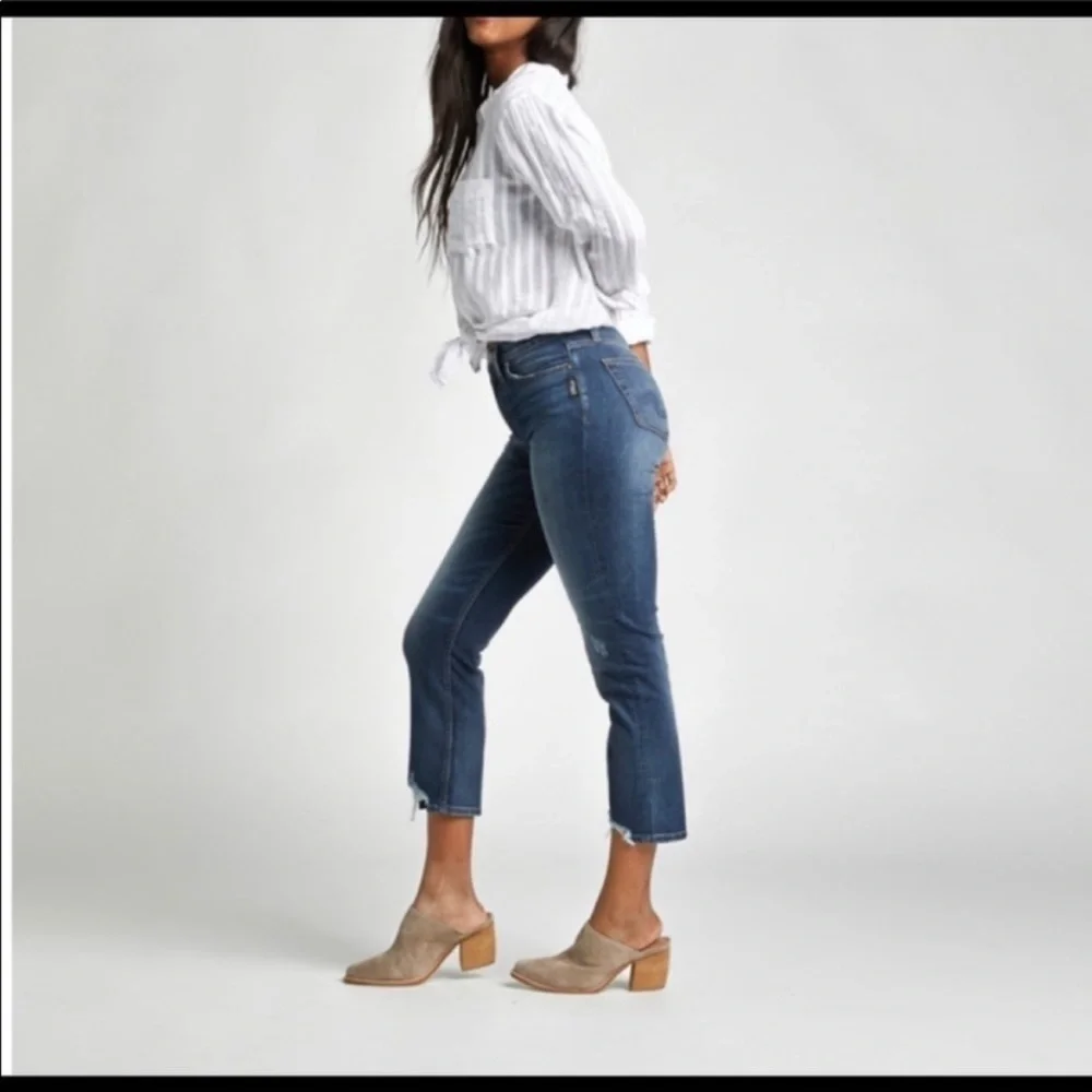 EUC Silver Jeans Calley Slim Crop High Waist